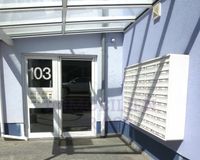 Eingang mit Briefkastenanlage