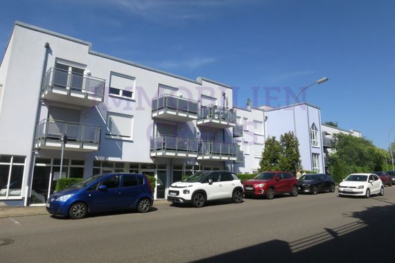 SEHR GEPFLEGTE UND RENOVIERTE WOHNUNG IN GUTER WOHNLAGE VON SAARBRÜCKEN