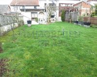 Garten mit Blick zum Haus