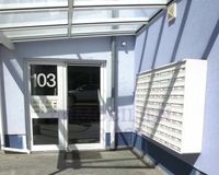 Eingang mit Briefkastenanlage